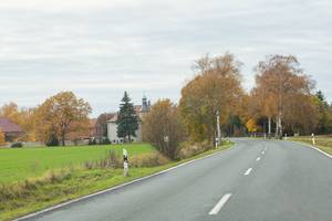 Ortseingang Mahlpfuhl von der Landstraße aus