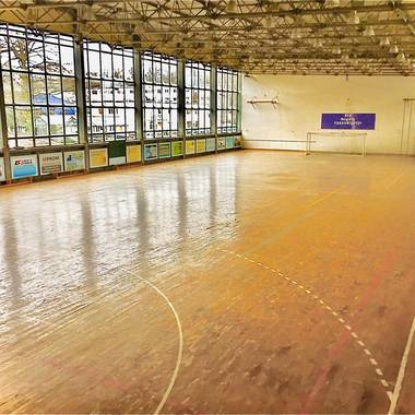 eine Innenaufnahme der Sporthalle in Tangerhütte