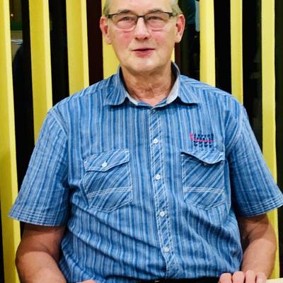 Gerhard Borstell im Sitzungszimmer des Rathauses bei seiner Verabschiedung im Ortschaftsrat Tangerhütte