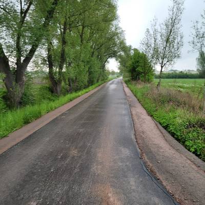 erneuerter Rad- und Wirtschaftsweg zwischen Lüderitz und Schleuß